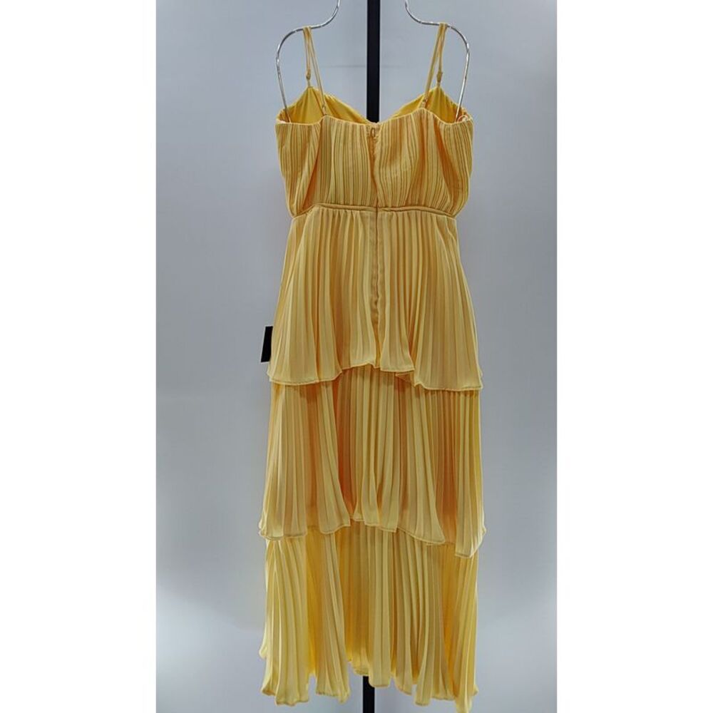 Lulu's Yellow Tiered Midi Dress with Sweetheart Neckline - Picture 3 of 3